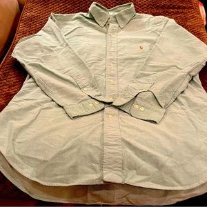3/25 Ralph Lauren Classic Fit long sleeve button down shirt. Large